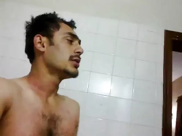 مسلم آنٹی کو تھپڑ مارا اور مسلم آنٹی نے ذلیل کیا سیکسی ہندو کاک پریمی بھوجپوری فلم-