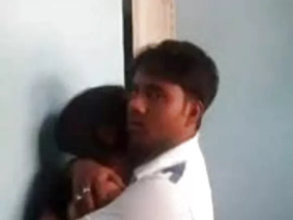 ہندوستانی لڑکی انگریزی میں مزہ سیکسی تصویر لے رہی ہے نئی ہندوستانی۔