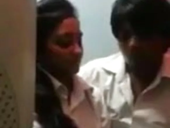 سائبر کیفے بڑے چھاتی سیکسی ایچ ڈی فلم