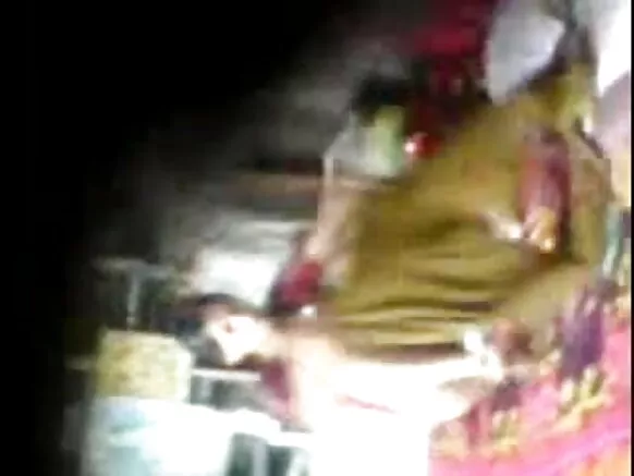 انورادھا نوجوان مراٹھی بلیو فلم بھیجیں بوڑھی لڑکی کو ایک بوڑھے سیکسی نوجوان نے چدایا