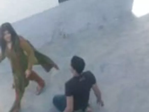 bf اور gf سیکسی فلم ہندی ساڑی آپے میں