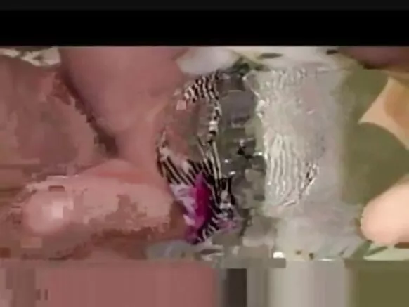 مغربی عضو تناسل لگا کی سیکسی فلم, پاکستانی لڑکی کے دو سائز پہلے ہی بہت بڑے ہیں۔