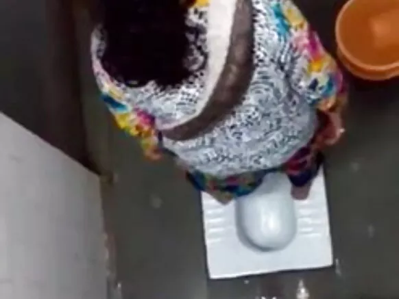 دیسی سیکسی ہندی مکمل فلم مکمل ٹوائلٹ جاسوسی پی 2