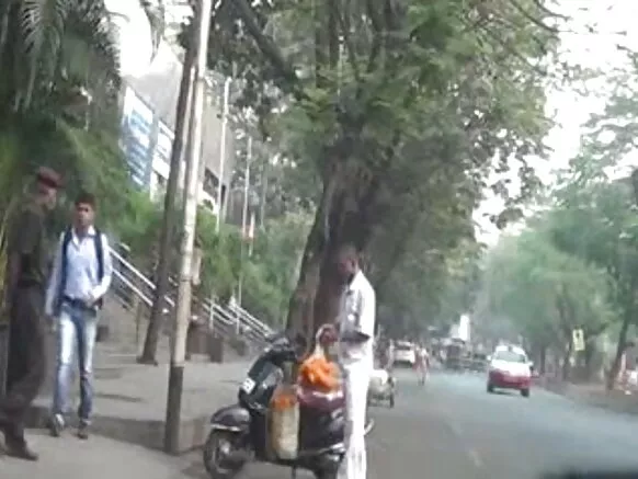 چکاس انڈین سیکسی ڈاگ فلیش یونیورسٹی فلیش