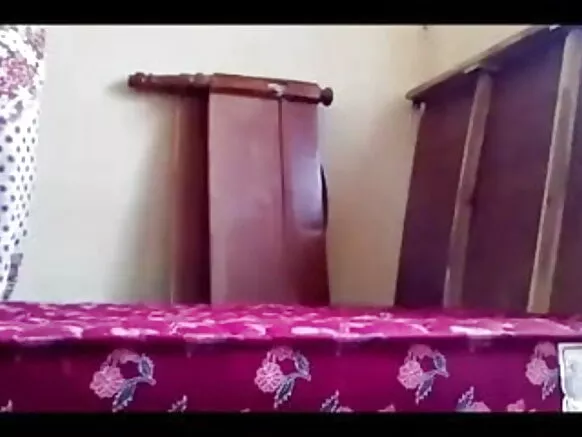 ایک بوڑھے آدمی کی عورت کو ایک نوجوان سیکسی بلیو نے چدایا