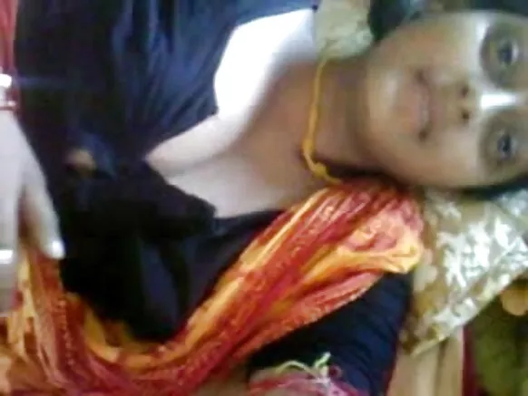 سیکسی چھاتی کے ساتھ خوبصورت دیسی بنگالی دیسی بودھی دیور بے نقاب سیکسی خان