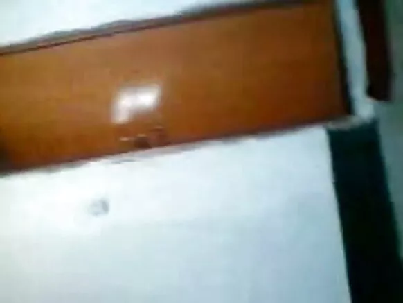 دیسی انڈیا یونیورسٹی ہندی بف