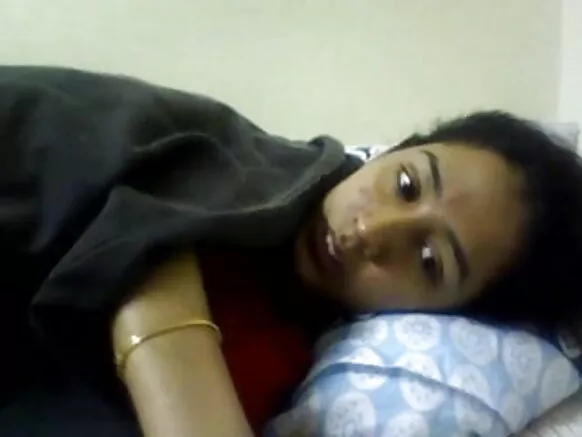 ایک ہندوستانی لڑکی کا orgasm. اچھا اظہار۔ (not nude) ہندوستانی مرد عورت سیکس فلم سیکس
