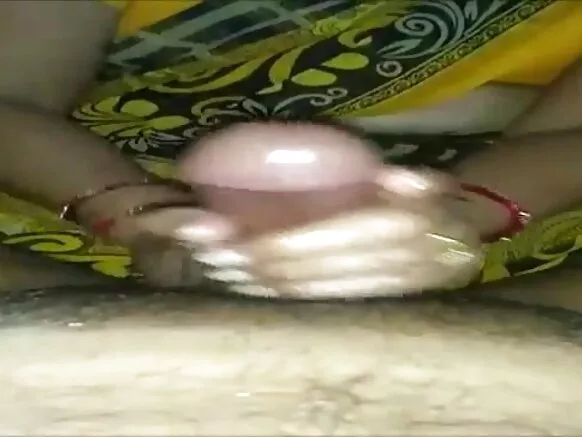 دیسی بھابھی تیل دے سیکسی تیسرا